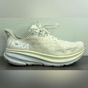Mens Hoka Clifton 9 running shoes size 13 D